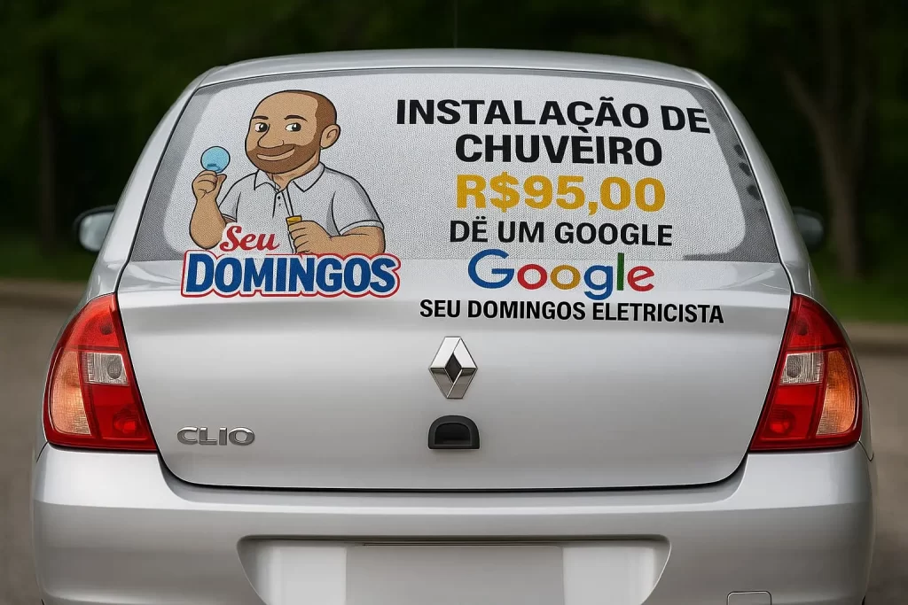 Carro com adesivo do Seu Domingos Eletricista oferecendo instalação de chuveiro no Butantã por R$95,00
