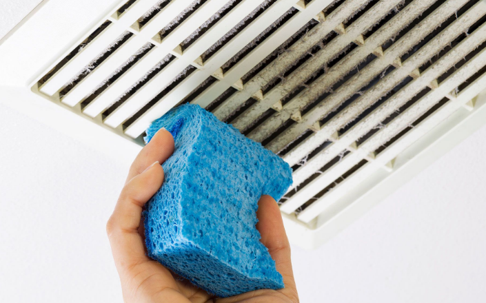 Como limpar um exaustor de banheiro