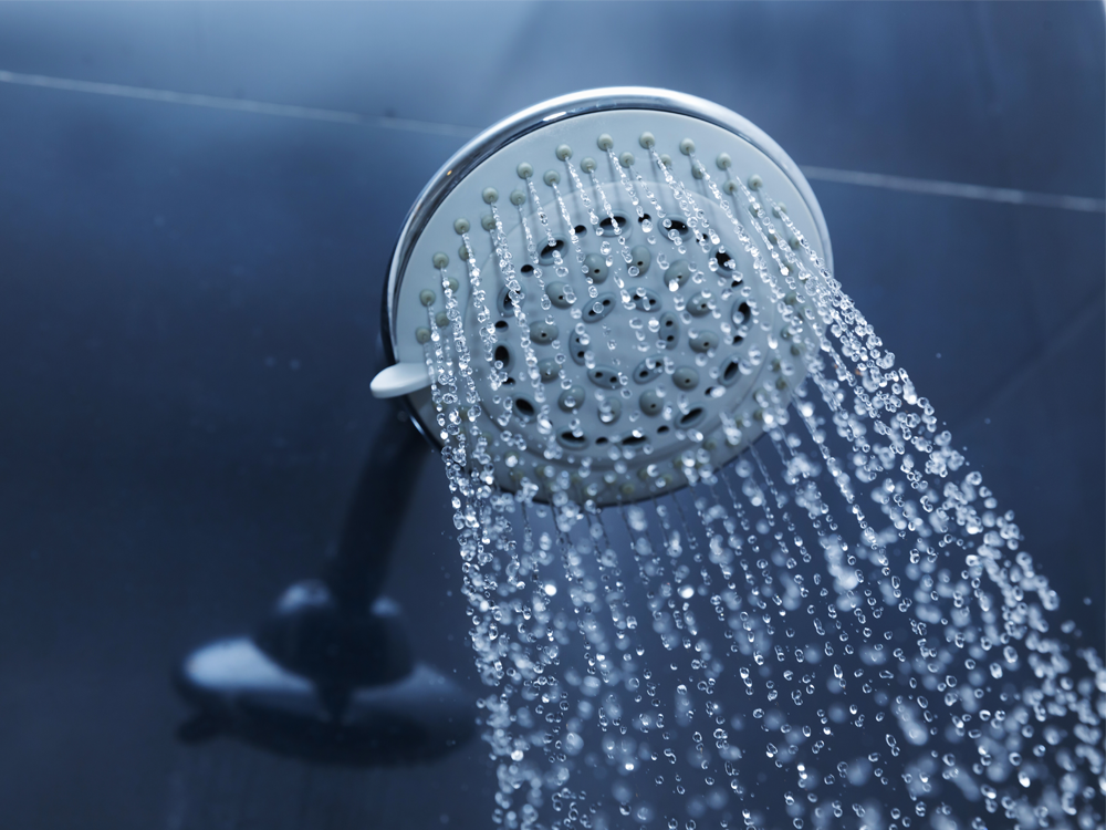Chuveiros gastando energia