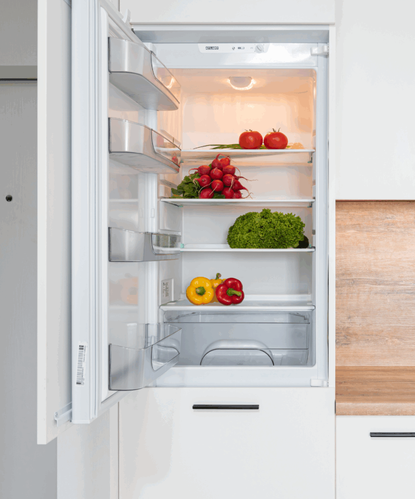 Geladeira aberta