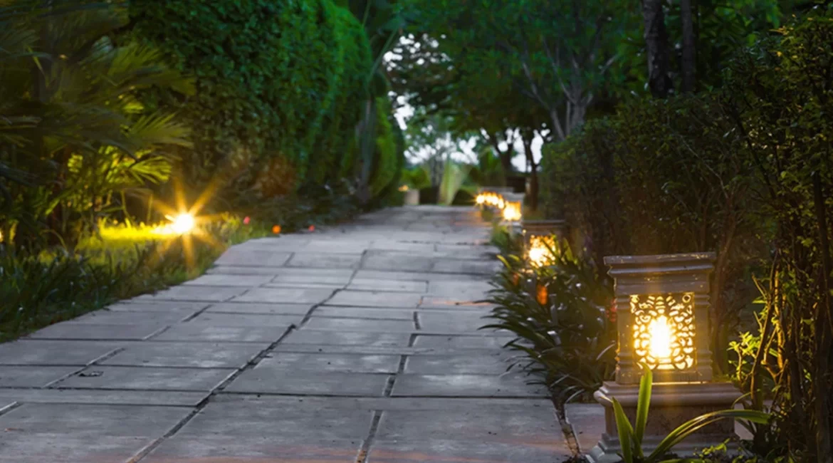 Como instalar a iluminação da paisagem e aumentar o valor da casa