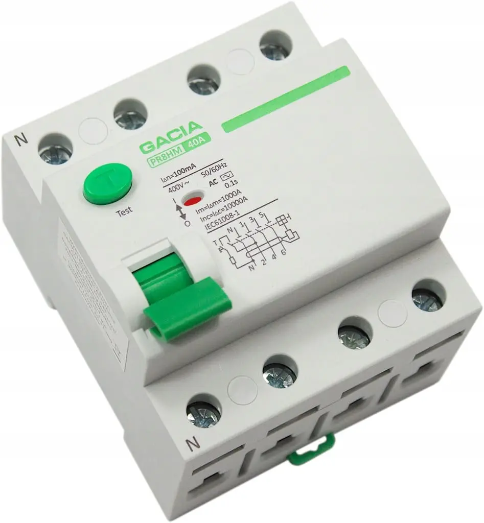 Disjuntor DR (Diferencial Residual) da marca GACIA exibido fora do quadro elétrico