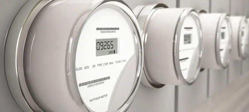 Medidores de eletricidade inteligentes instalados para monitoramento de consumo em 2026