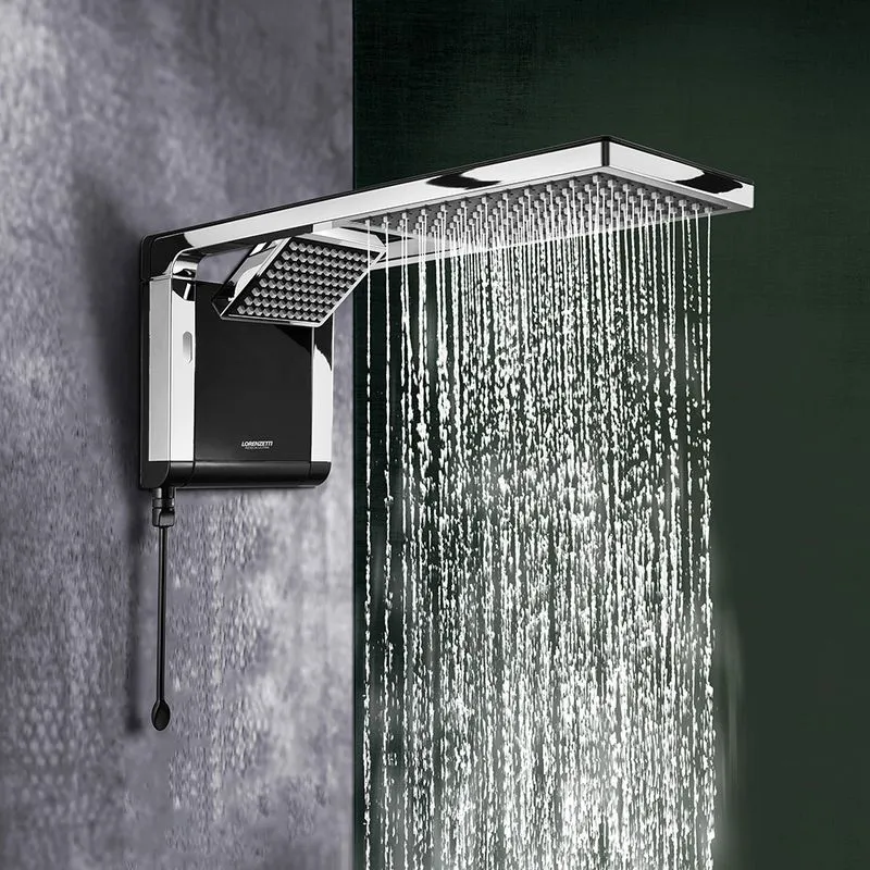 Chuveiro Acqua Duo Ultra 7800W 220V preto cromado da Lorenzetti instalado em banheiro