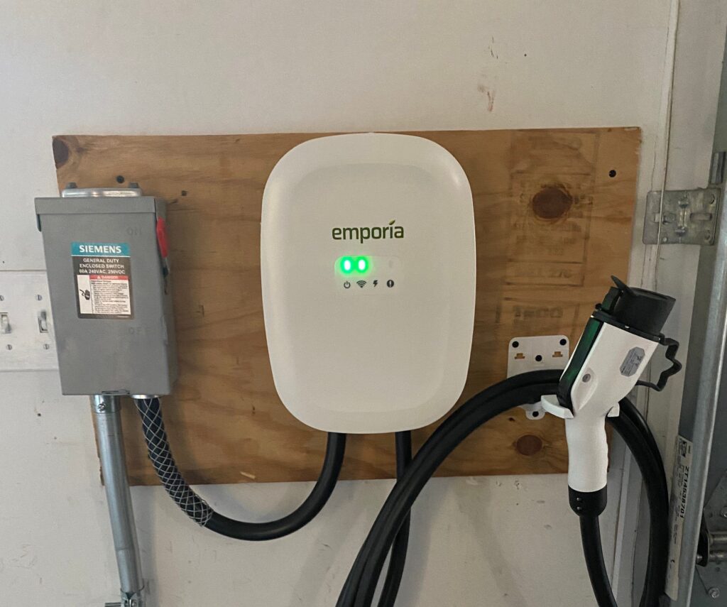 Disjuntor para carregador de carro elétrico em garagem
