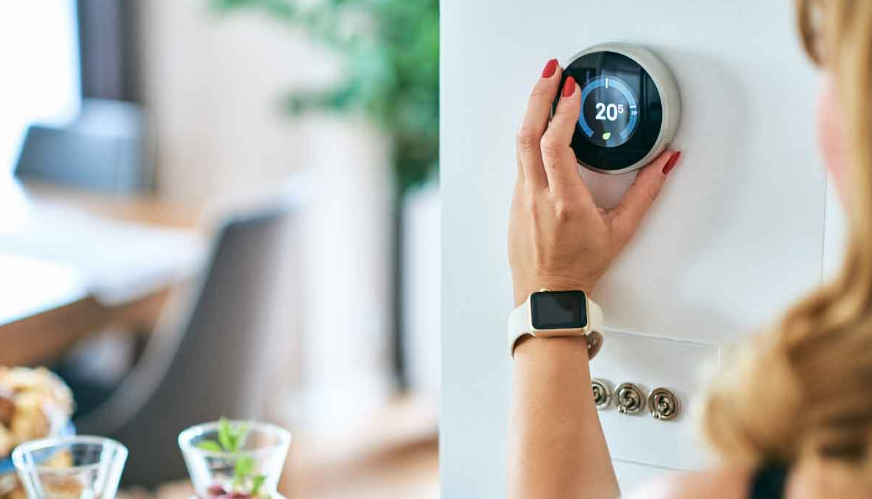 Dicas para economizar energia elétrica em casa com uso consciente de aparelhos