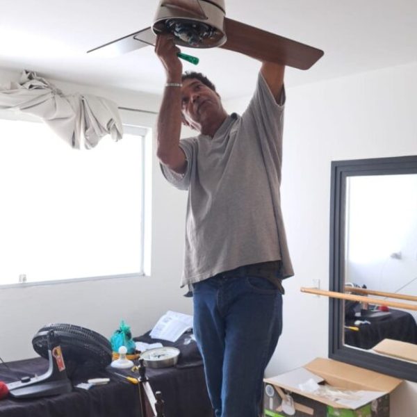 instalacao-de-ventilador-de-teto-576×1024 instalacao-de-ventilador-de-teto-576x1024